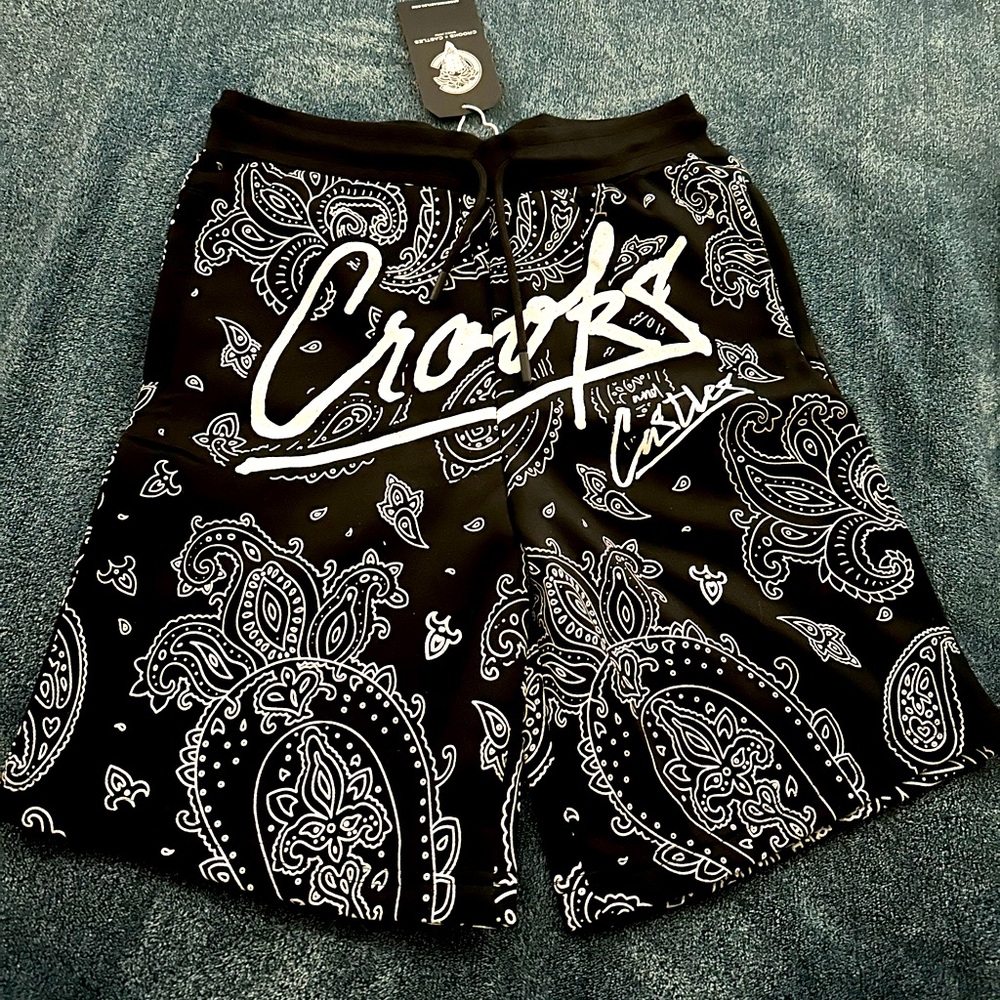 Crooks & Castles Shorts SIZE M